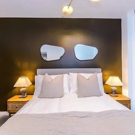 Leeds Centre - Luxury 2 Bed Holiday home Bradford (West Yorkshire)