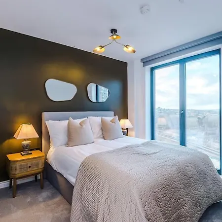 Leeds Centre - Luxury 2 Bed