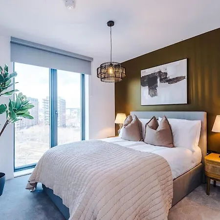 Leeds Centre - Luxury 2 Bed Bradford (West Yorkshire)