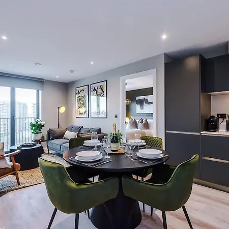 Leeds Centre - Luxury 2 Bed Holiday home *